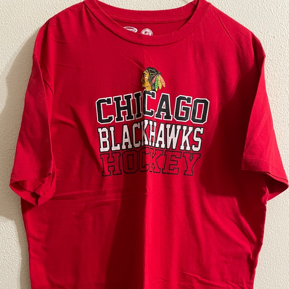 NHL Chicago Blackhawks Red Graphic Tee